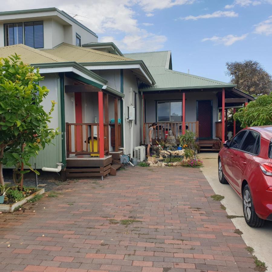 Bunbury'S Most Convenient Location Екстер'єр фото