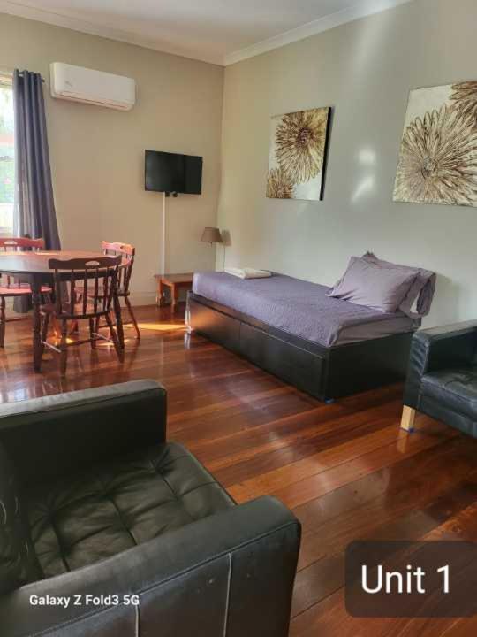 Bunbury'S Most Convenient Location Екстер'єр фото